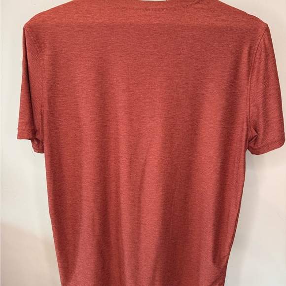 Vuori MEN’S Strato Tech T-Shirt, Size Small, Color: Red Clay Heather - Picture 5 of 5